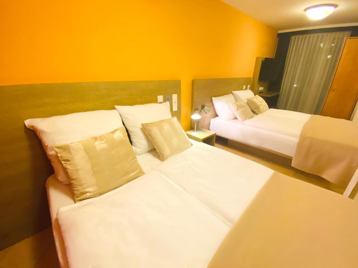 One-Bedroom Family Apartment,1162998027:JPEG